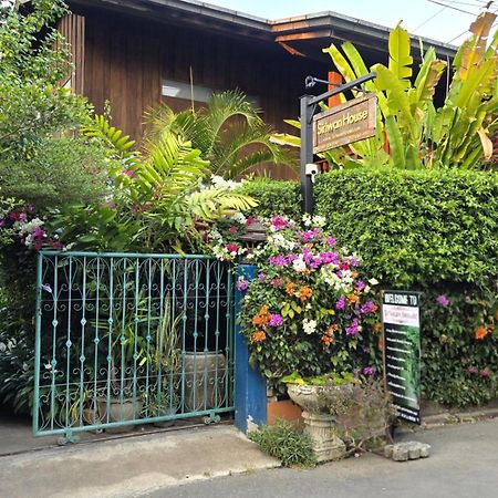 Siriwan Hostel Чіангмай Екстер'єр фото