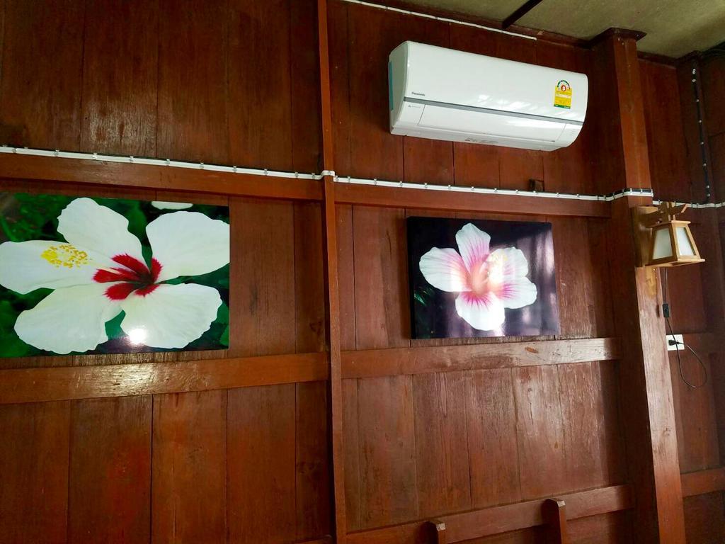 Siriwan Hostel Чіангмай Екстер'єр фото