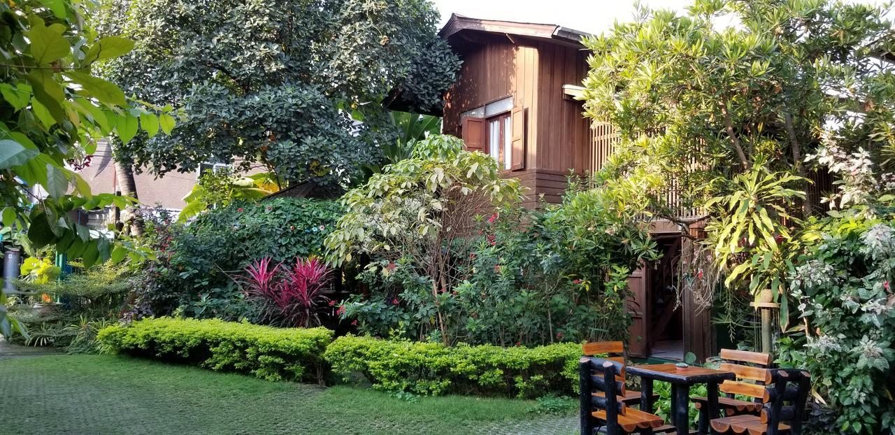 Siriwan Hostel Чіангмай Екстер'єр фото